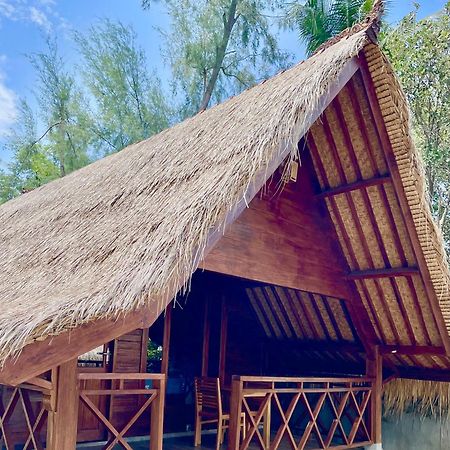 Saja Cottage, Гили-Мено Экстерьер фото